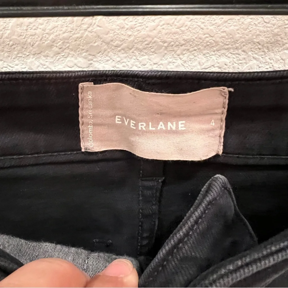 EVERLANE The Slim Leg Crop Pants